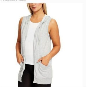 Yogalicious Gray Sleeveless Hoodie